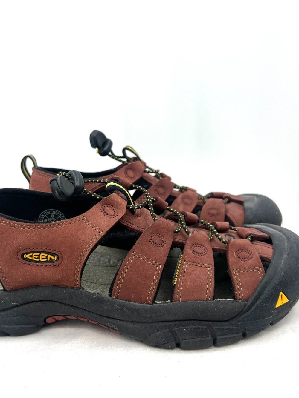 Keen Newport H2 Sandals in Red Black Women's 8